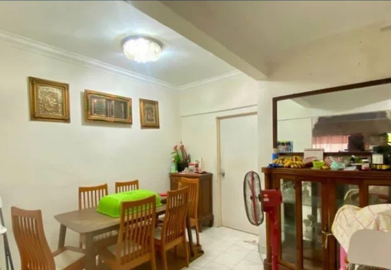 Fully Furnished! Double Storey Terrace House at Seksyen 8 Bangi for Rent!