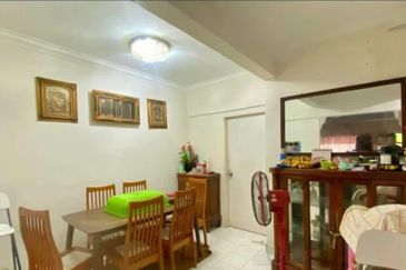 Fully Furnished! Double Storey Terrace House at Seksyen 8 Bangi for Rent!