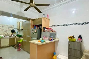 Fully Furnished! Double Storey Terrace House at Seksyen 8 Bangi for Rent!