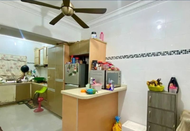 Fully Furnished! Double Storey Terrace House at Seksyen 8 Bangi for Rent!