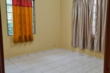 BEST DEAL! Bungalow at Taman Bangi Villa, Bangi for Rent!