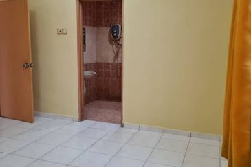 BEST DEAL! Bungalow at Taman Bangi Villa, Bangi for Rent!