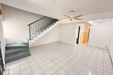 Double Storey Terrace House @Bandar Seremban Selatan, Senawang for Sale!