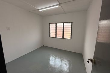 Double Storey Terrace House @Bandar Seremban Selatan, Senawang for Sale!