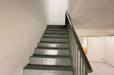 Double Storey Terrace House @Bandar Seremban Selatan, Senawang for Sale!