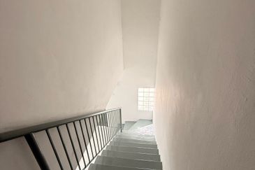 Double Storey Terrace House @Bandar Seremban Selatan, Senawang for Sale!