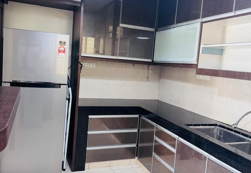FREEHOLD! Corner Unit! Renovated! GAYA Apartment at Melawati for Sale!