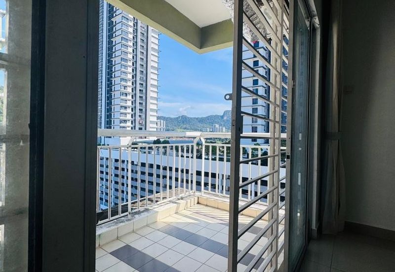 FREEHOLD! Corner Unit! Renovated! GAYA Apartment at Melawati for Sale!