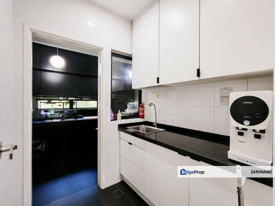 RENOVATED! Beautiful Bungalow Single Storey at Kuang, Sungai Buloh for Sale!, Selangor, Kuang