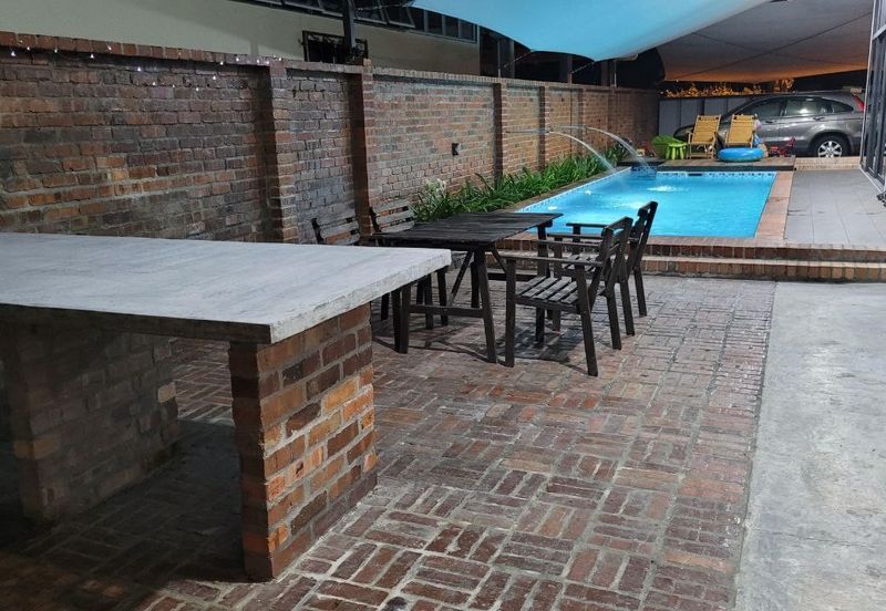 RENOVATED! Beautiful Bungalow Single Storey at Kuang, Sungai Buloh for Sale!