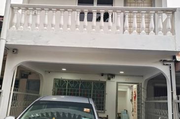 Double Storey Terrace House @Taman Putra, Ampang for Sale!