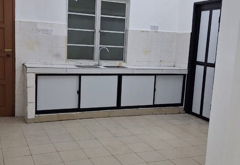 Semi D at Sungai Merab, Bangi for Rent!