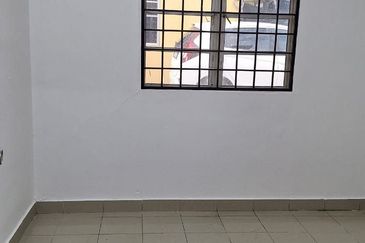 Semi D at Sungai Merab, Bangi for Rent!