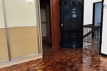  Double Storey Terrace House at Taman Alam Jaya, Cheras for Rent!