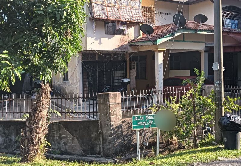 Corner lot! Double Storey Terrace House at Taman Seroja, Bandar Baru Salak Tinggi, Sepang for Sale!