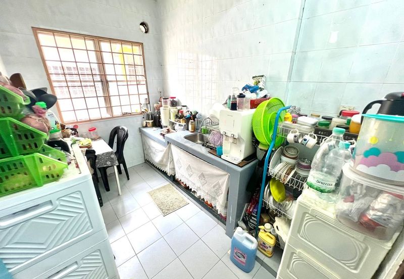 Double Storey Terrace House at Bandar Kinrara BK5 Puchong for Sale!