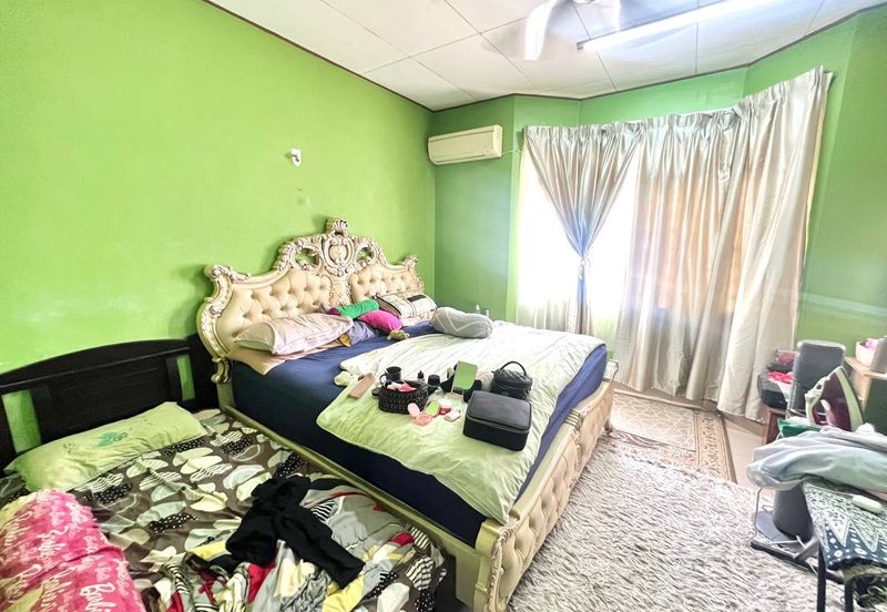 Double Storey Terrace House at Bandar Kinrara BK5 Puchong for Sale!