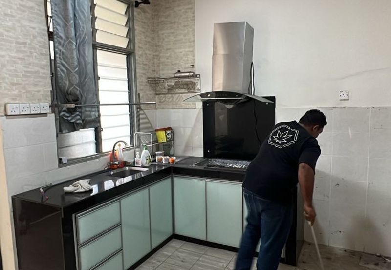 Freehold! Single Storey Terrace House End Lot! Taman Pinang Impian, Melaka for Sale!