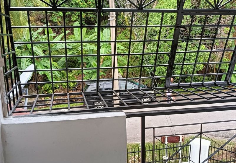 Corner lot! Double Storey Terrace House Taman Seroja, Bandar Baru Salak Tinggi, Sepang for Sale!