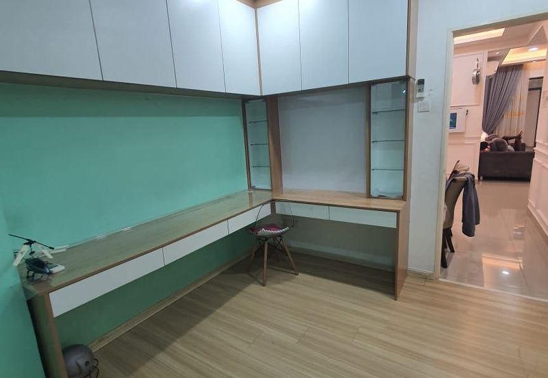 Townhouse Crescent Park Bandar Bukit Mahkota Bangi for Rent!