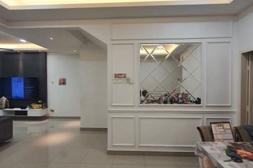 Townhouse Crescent Park Bandar Bukit Mahkota Bangi for Rent!