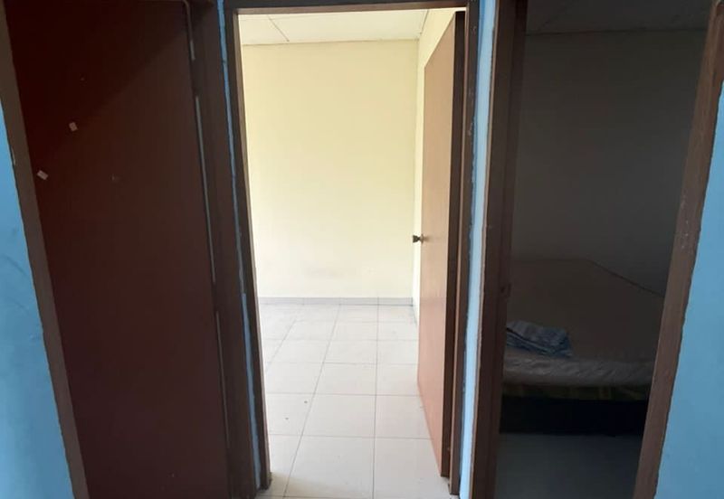 Double Storey Terrace House at Taman Taman Kantan Permai for Rent!
