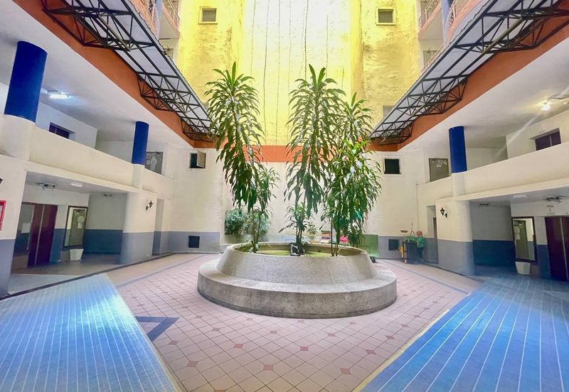 Venice Hills Condo Cheras for Sale!