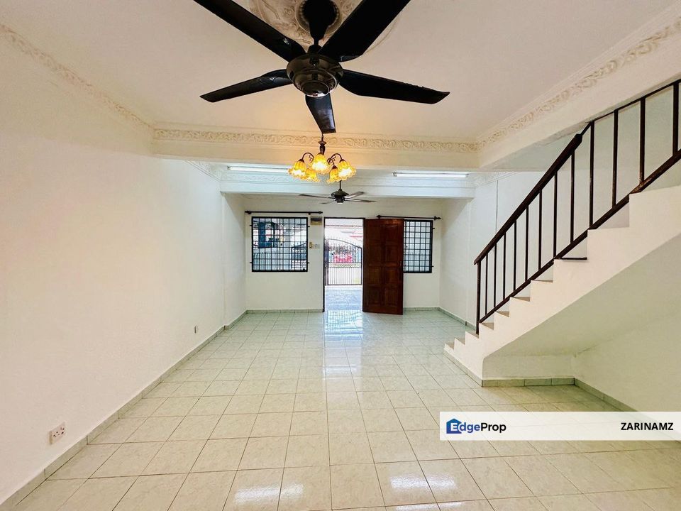 Single Storey Terrace House at Seksyen 1 Bandar Rinching for Rent!, Selangor, Semenyih
