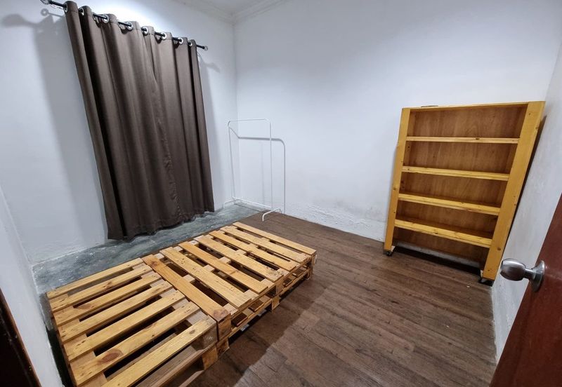 BEST DEAL! Landed House at Sungai Balak Kajang for RENT!