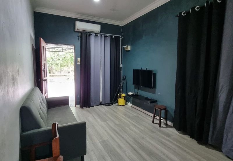 BEST DEAL! Landed House at Sungai Balak Kajang for RENT!