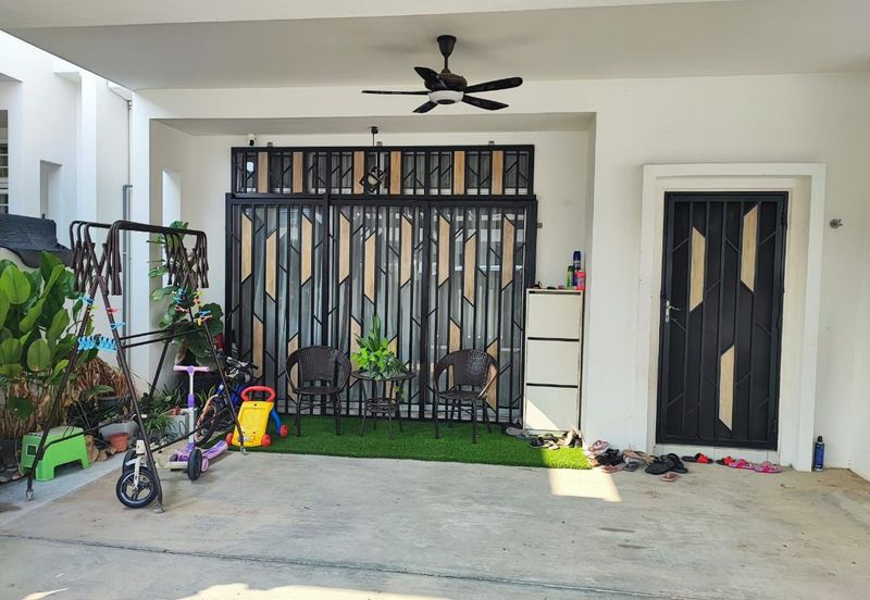 Fully Furnished! Double Storey Terrace at Serene Heights Bangi (Camelia Type) for RENT!