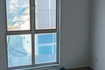 HOT DEAL! Corner lot! Double Storey Link House at Casawood Cybersouth for Sale!