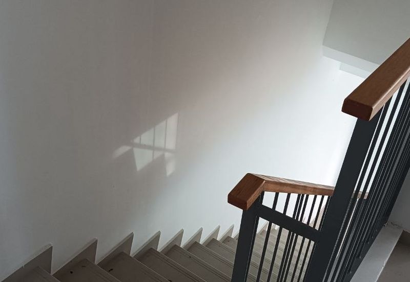 HOT DEAL! Corner lot! Double Storey Link House at Casawood Cybersouth for Sale!