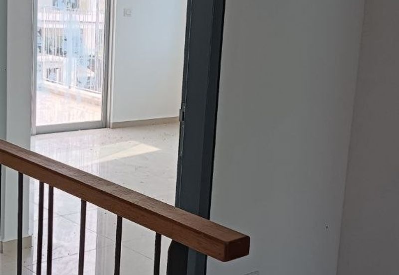 HOT DEAL! Corner lot! Double Storey Link House at Casawood Cybersouth for Sale!