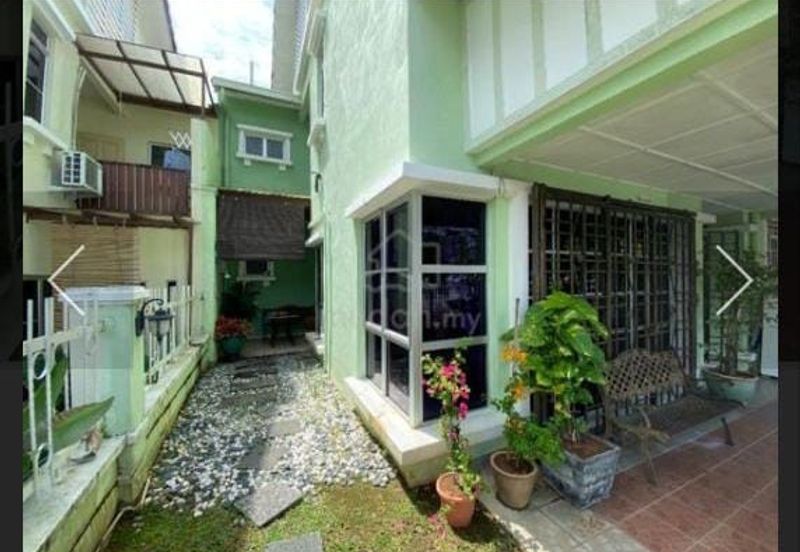 Double Storey Terrace D Sentral Bandar Seri Putra for Sale!