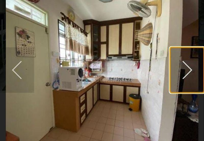 Double Storey Terrace D Sentral Bandar Seri Putra for Sale!