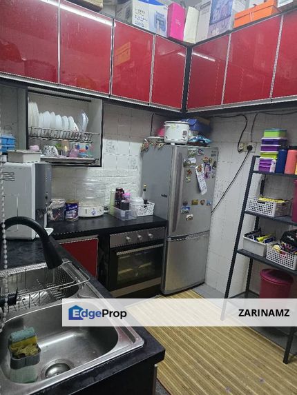 End lot! Apartment Tasik Heights Bandar Tasik Selatan for Sale!, Kuala Lumpur, Bandar Tasik Selatan