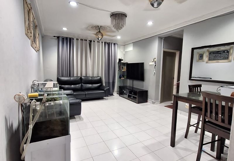 Tasik Heights Apartment