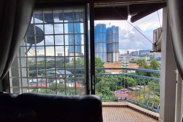Tasik Heights Apartment