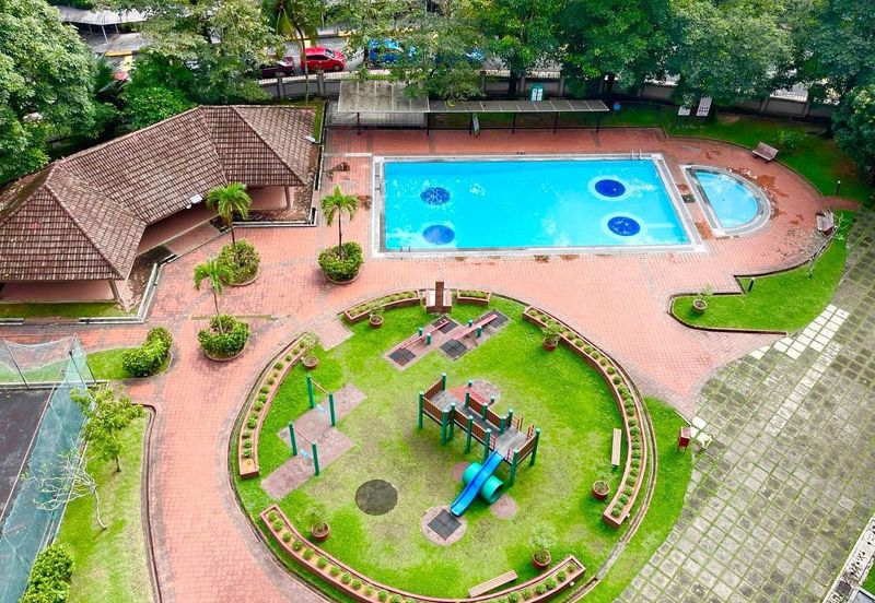 Penthouse Duplex Sri Jelatek Condominium, Seksyen 10 Wangsa Maju for Sale!