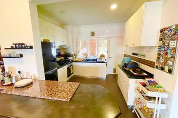 Penthouse Duplex Sri Jelatek Condominium, Seksyen 10 Wangsa Maju for Sale!