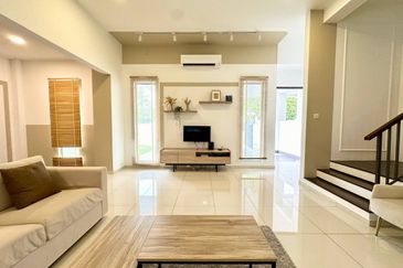 HOT DEAL! Corner Lot Double Storey Semi-D Garden Homes Ebonylane Eco Forest Semenyih for SALE!