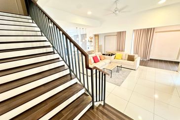 HOT DEAL! Corner Lot Double Storey Semi-D Garden Homes Ebonylane Eco Forest Semenyih for SALE!