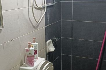 Condominium Ehsan Residence Taman Orkid Salak Tinggi Sepang Selangor for SALE! 