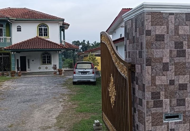 Bungalow Double Storey at Sungai Merab Bangi for Rent!