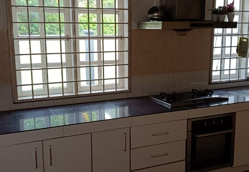 Bungalow Double Storey at Sungai Merab Bangi for Rent!