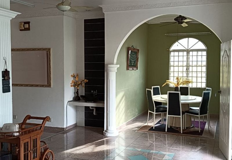 Bungalow Double Storey at Sungai Merab Bangi for Rent!