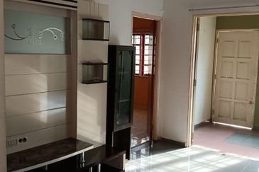 Bungalow Double Storey at Sungai Merab Bangi for Rent!