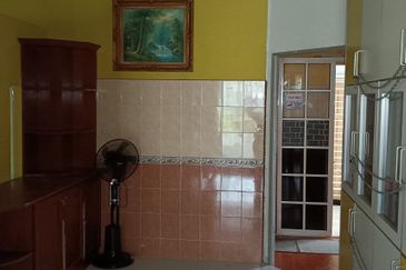 Bungalow Double Storey at Sungai Merab Bangi for Rent!