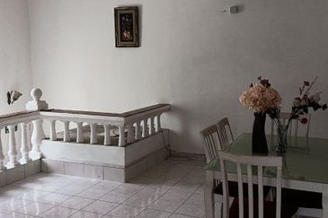 Bungalow Double Storey at Sungai Merab Bangi for Rent!